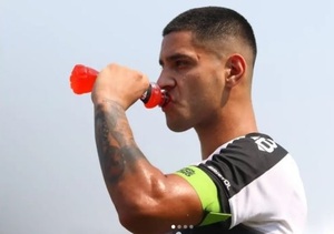 Jugador del club Olimpia aparece en supuestos videos XXX - Te Cuento Paraguay
