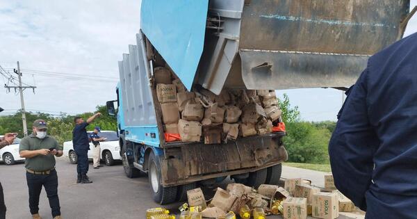 Incautan camión recolector de basura repleto de productos de contrabando