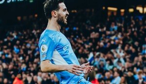 Manchester City golea al Brighton y vuelve a la cima de la Premier League