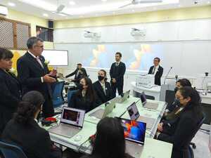 MEC inaugura aula innovadora para incorporación de TIC en la educación - .::Agencia IP::.