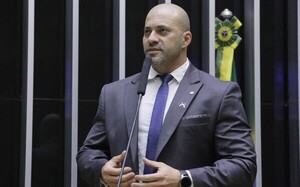 Diario HOY | Corte brasileña condena a diputado que se atrincheró en el Congreso