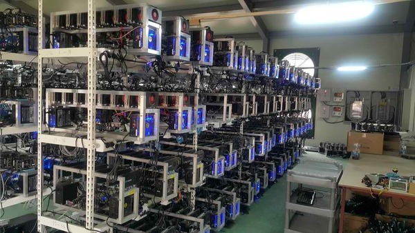Se calcula que unas 50 mineradoras de bitcoin roban energía en connivencia con la ANDE - La Clave