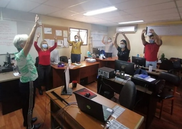 Pausa activa laboral: breves ejercicios que favorecen la productividad y la salud