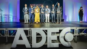 ADEC convoca a postulantes para los premios 2022