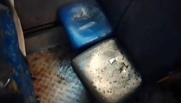 Crónica / [VIDEO] En la línea 56 llovía más adentro que afuera