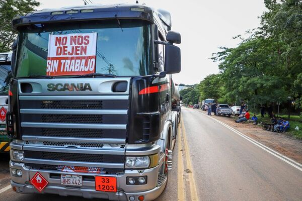 MIC y emblemas privados trabajan en una fórmula para transparentar precio de combustibles - Nacionales - ABC Color