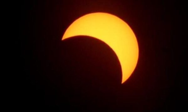 ¡Eclipse parcial de Sol se podrá ver en Paraguay! | Telefuturo