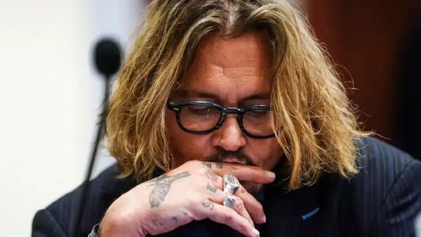 Johnny Depp escribió a Amber Heard que actúo como "salvaje"