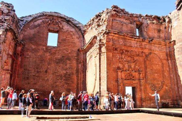 Crónica / Platal dejó turismo interno en Semana Santa ra'e