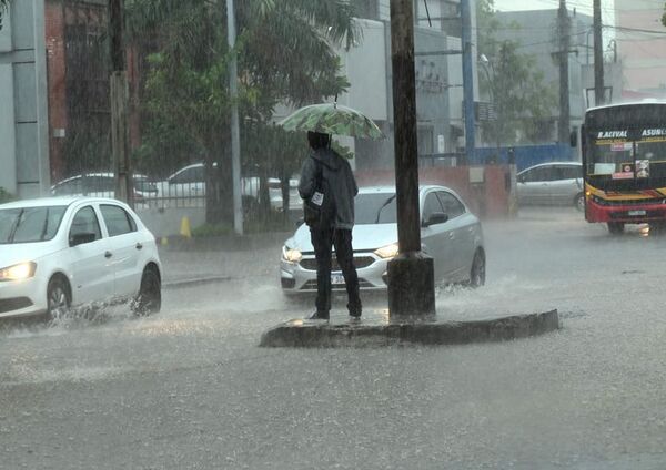 Los nueve departamentos donde se esperan tormentas en la tarde de este jueves - Nacionales - ABC Color