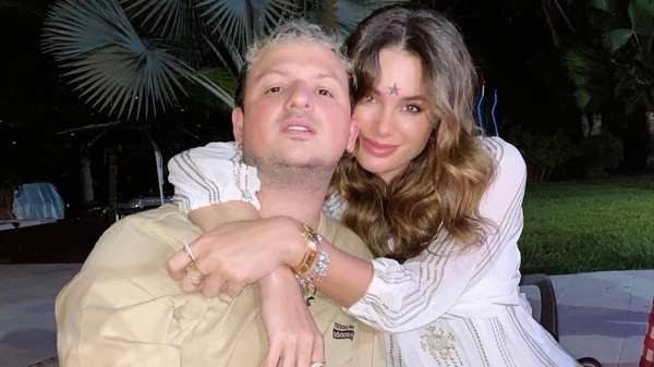 Crónica / (VIDEO) ¡A lo grande! Stephi y Pablo revelaron el sexo de su bebé