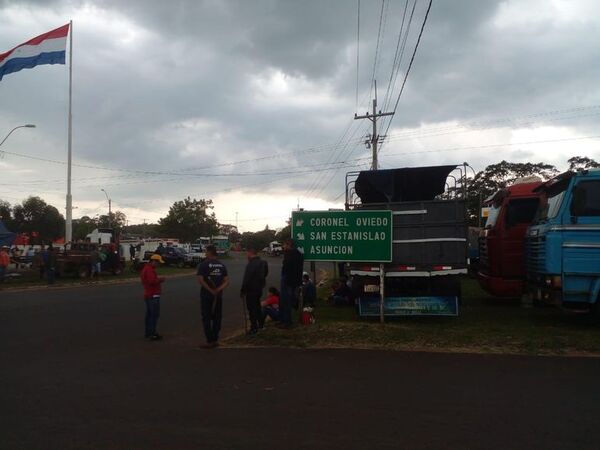 Solo ambulancias permitirán pasar durante cierre de ruta de Guayaybí - Nacionales - ABC Color