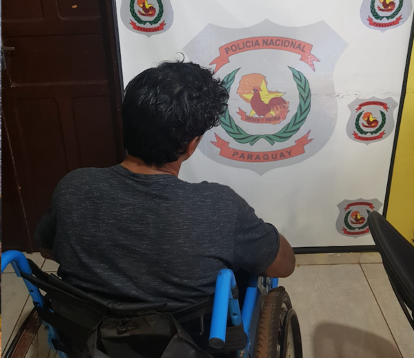 Diario HOY | Un hombre en silla de ruedas robó un microondas y una computadora