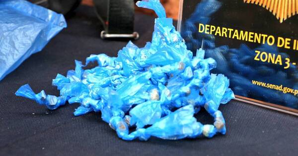 La Nación / Desbaratan “supermercado de crack” en San Lorenzo e incautan más de 1.000 dosis