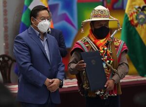 Bolivia promulga una ley para proteger y difundir sus lenguas indígenas - Mundo - ABC Color