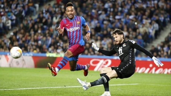Ganó el Barcelona y se posterga la coronación del Real Madrid
