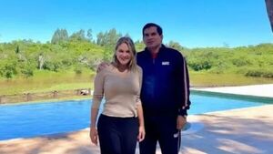 ¡Oky el amor! Gobernador mimó con flores a Susan por su cumple
