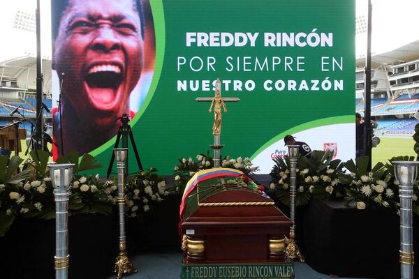 Rincón era quien conducía en accidente fatal - Fútbol - ABC Color