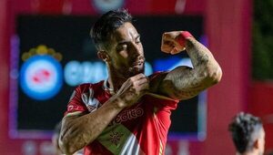 Gabriel Ávalos, gol y asistencia en el triunfo de Argentinos en Tucumán
