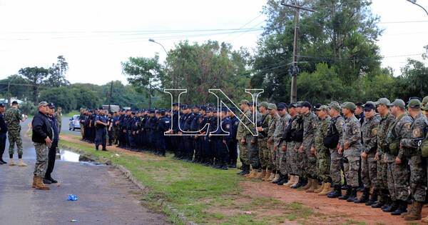 La Nación / Cierre de ruta en zona de San Pedro incluyó disparos de camioneros, confirmó comisario