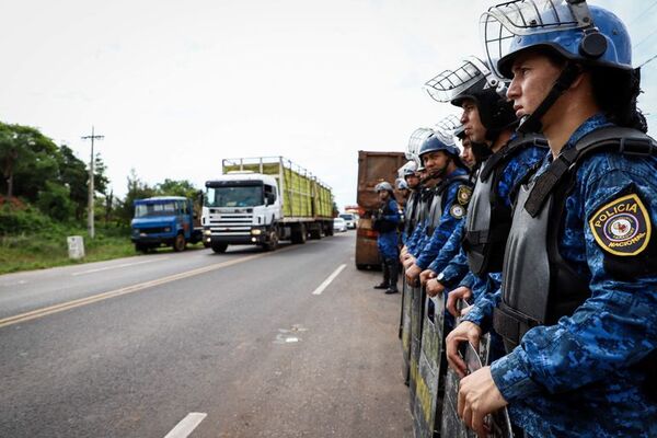 Policía advierte a camioneros sobre prohibición de cierre de rutas - Nacionales - ABC Color