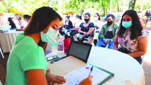 Feria presencial de empleo ofrece 150 puestos laborales