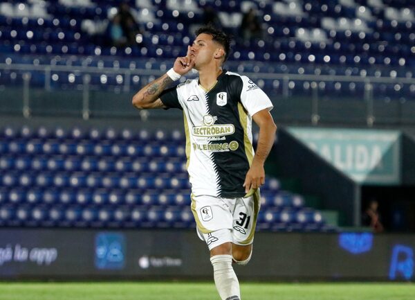 Diario HOY | La historia de Elvio Vera, protagonista del gran triunfo de Tacuary ante Cerro
