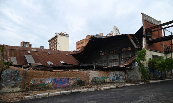 Ex Cervecería Paraguaya: edificio abandonado sigue siendo un peligro ante burocracia municipal - Nacionales - ABC Color