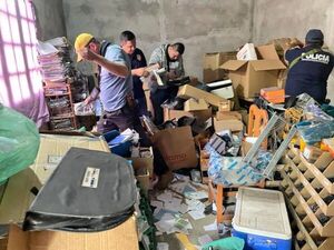 A Ultranza: Incautan pila de documentos en Remansito