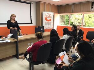 Fortalecen la coordinación interinstitucional para combatir la violencia hacia las mujeres en Encarnación