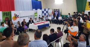 La Nación / Opositores firman acuerdo a la concertación para el 2023