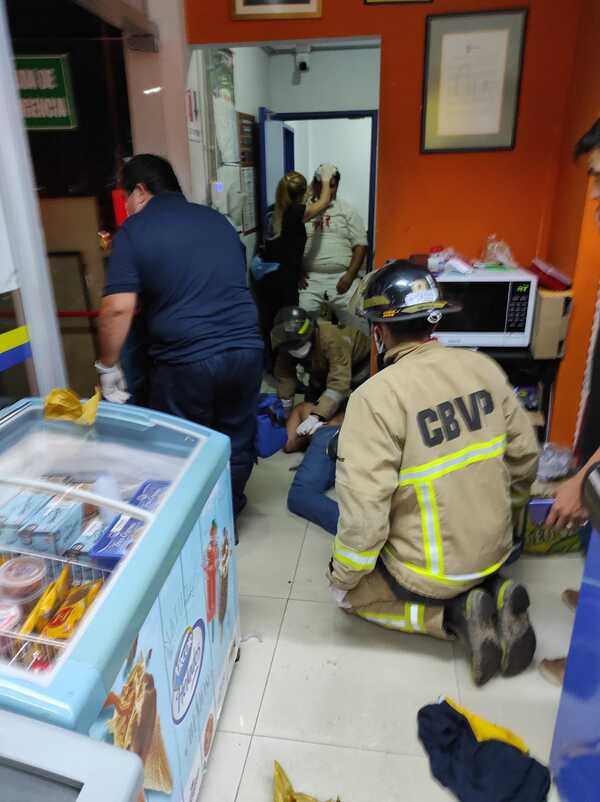 Diario HOY | Hieren a dos empleados de un local comercial en un intento de asalto