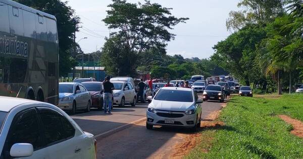 La Nación / Fiscalía imputa a cinco nuevos líderes camioneros por disturbios en Cruce 6.000