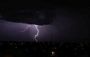 Sistema de tormentas eléctricas continuará, anuncia Meteorología - Nacionales - ABC Color