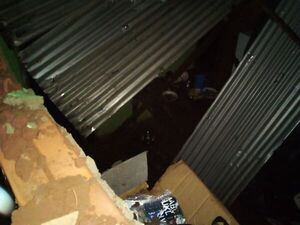 Familia perdió todo tras la caída del techo de su casa por la fuerte tormenta - Nacionales - ABC Color