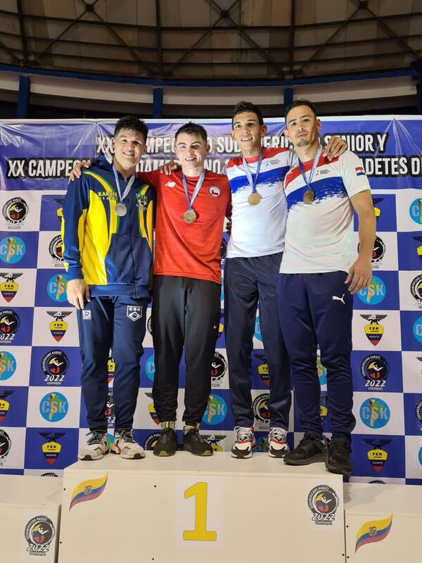 Tres paraguayos en el podio del Sudamericano de Karate - Polideportivo - ABC Color