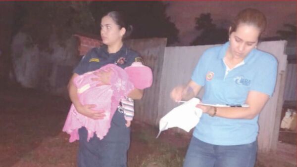 Travesti "alquilaba" un bebé para pedir plata en la calle