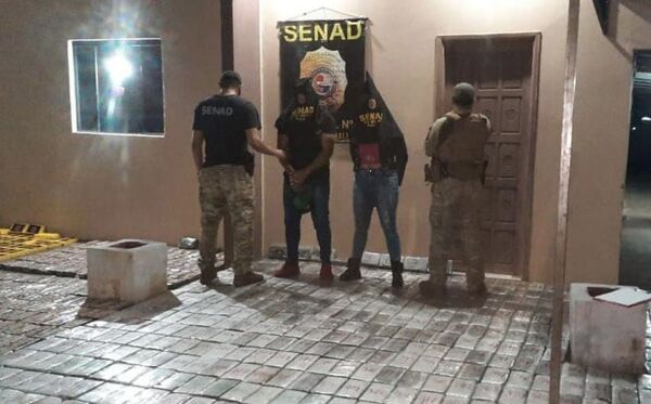 Senad incautó más de 1.000 kilos de cocaína en el barrio Mariscal Estigarribia - Radio Imperio