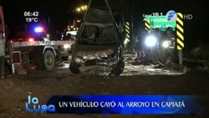 Vehículo cae en arroyo cuyo puente se derrumbó por el “sismo” en Capiatá
