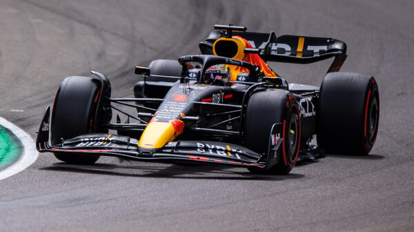 Verstappen gana la Carrera Sprint en Imola | 1000 Noticias