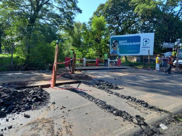 San Lorenzo: Clausura del puente Yberá genera intenso tráfico  - Nacionales - ABC Color