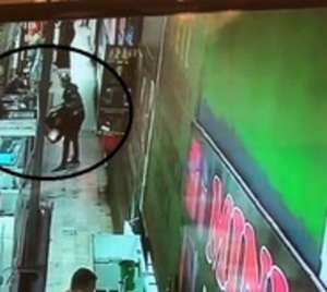 Sujeto simula robo de mercaderías en Ciudad del Este - Paraguay.com