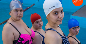 Nadadoras paraguayas contarán en una obra de teatro las peripecias que pasaron para destacarse en el deporte - Te Cuento Paraguay