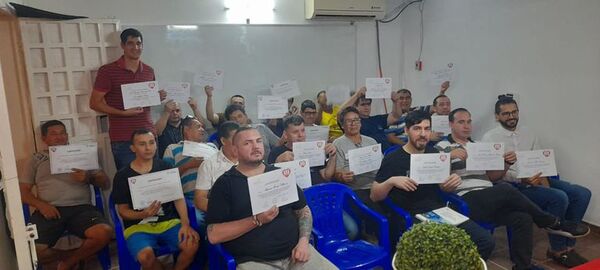 133 internos de Emboscada culminaron cursos técnicos - Nacionales - ABC Color