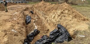 Diario HOY | Guerra Rusia-Ucrania: Las fosas comunes de Mariúpol conmocionan al mundo