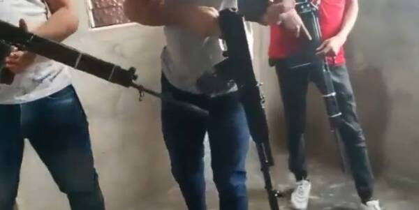 Crónica / Toman de rehén a una familia y se llevan hasta la carne
