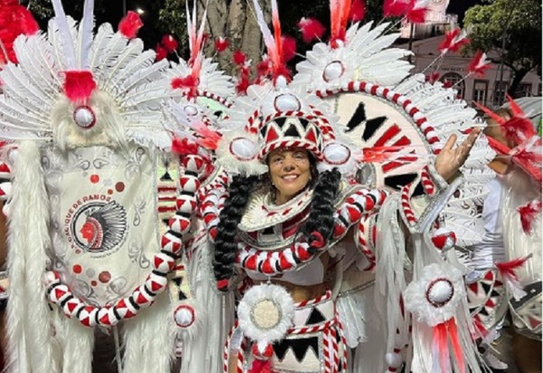 ¡Qué nivel! Nora Ruoti desfiló en el carnaval de Río de Janeiro - Te Cuento Paraguay