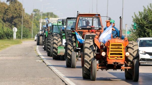 En Argentina protestan con un "tractorazo" contra el Gobierno