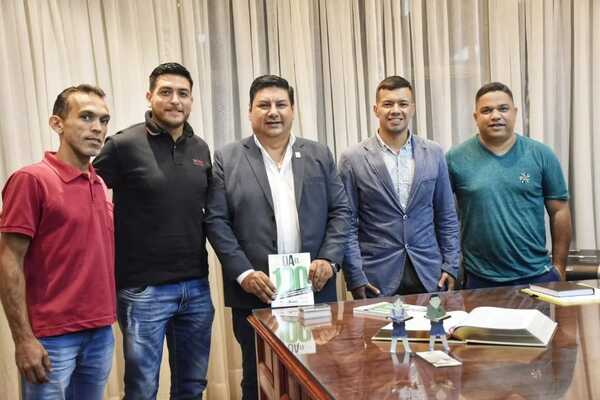 PIDEN AL GOBERNADOR CONSTRUIR NUEVO PABELLÓN EN FAZENDA