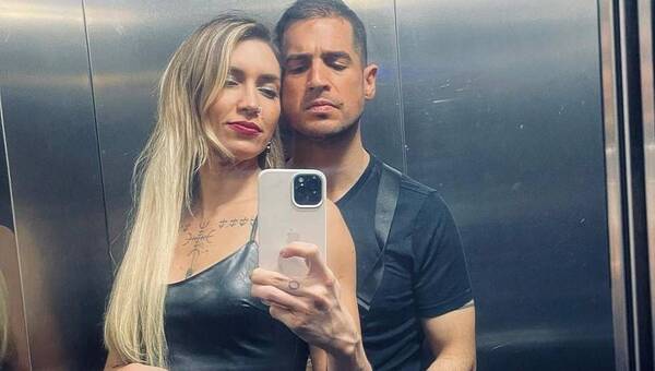 Crónica / Carmiña puso en aprieto a su novio, ¡mirá lo que le pidió en público!